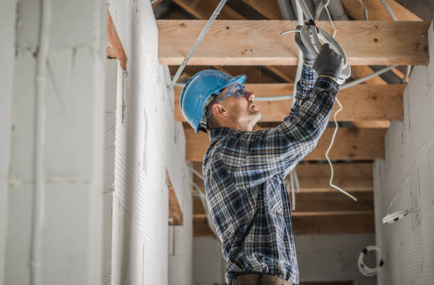 Best Outdoor Lighting Installation  in Othello, WA